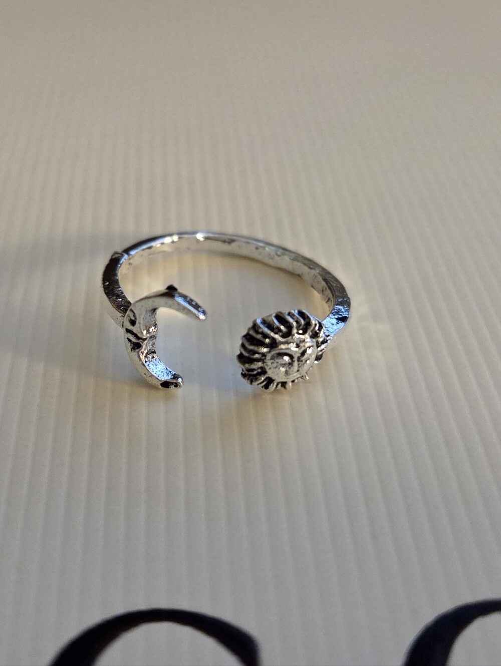 🔷️ Silver Sun & Crescent Adjustable Ring Size 5 NWT